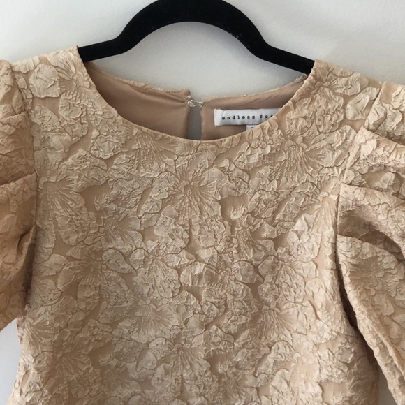 Endless Rose puffed short sleeve floral top - Picture 3 of 11